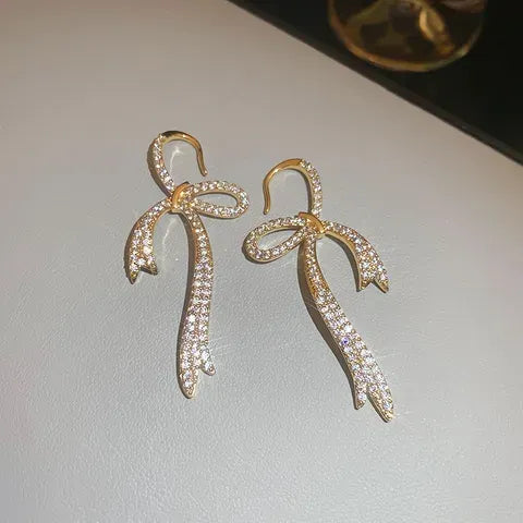 Retro Rhinestone Flower Earrings