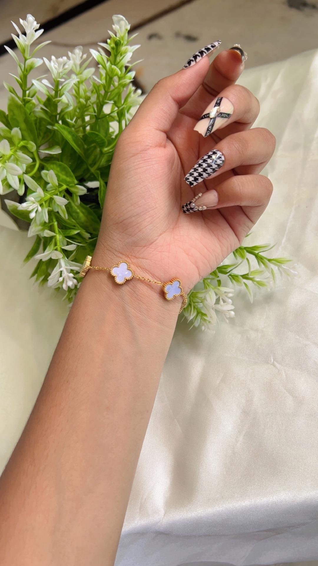 Bracelet 
