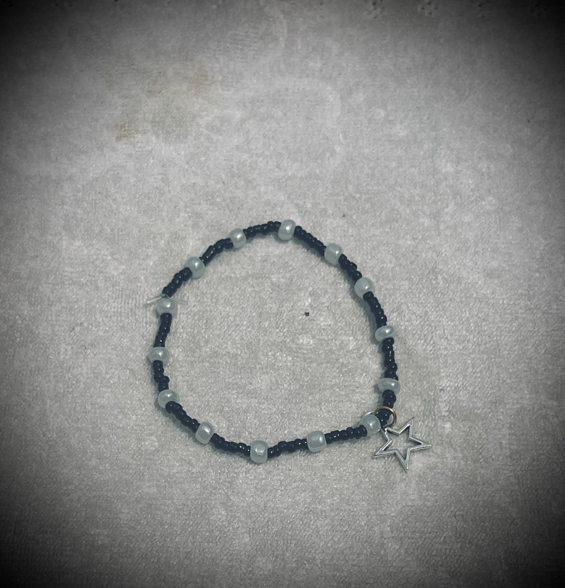Black star bracelet 🫶🏻