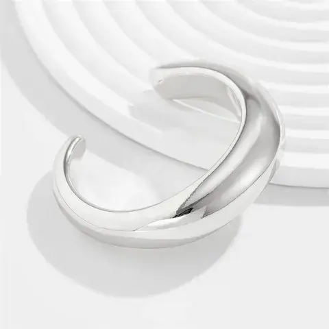 Exaggerated Minimalist Wave Design Open Hand Bracelet For Women Elegant Luxury Lightness