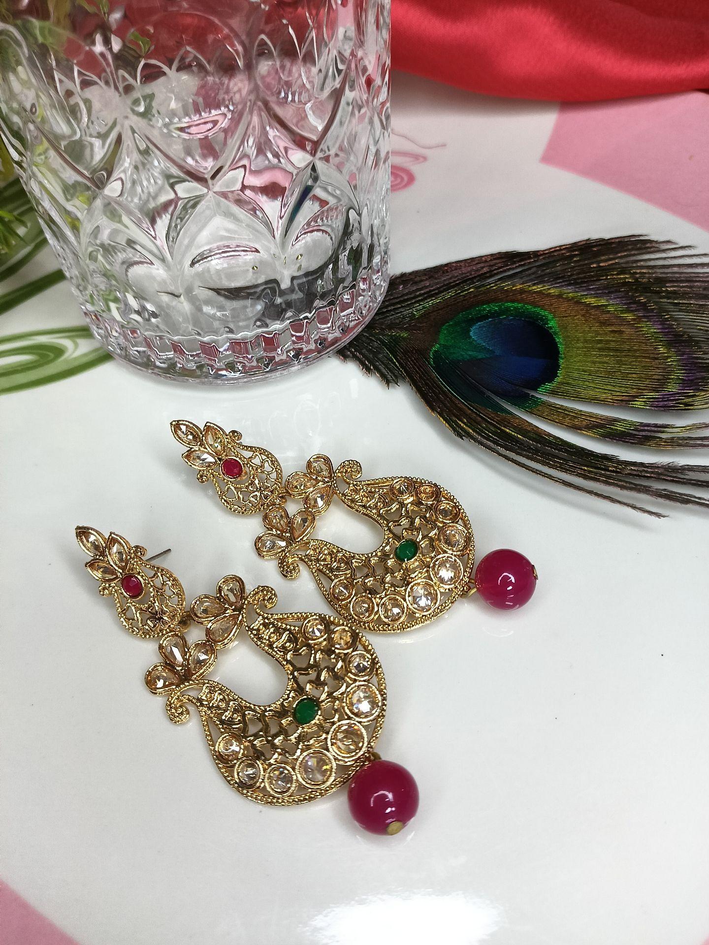 Magenta stone earrings
