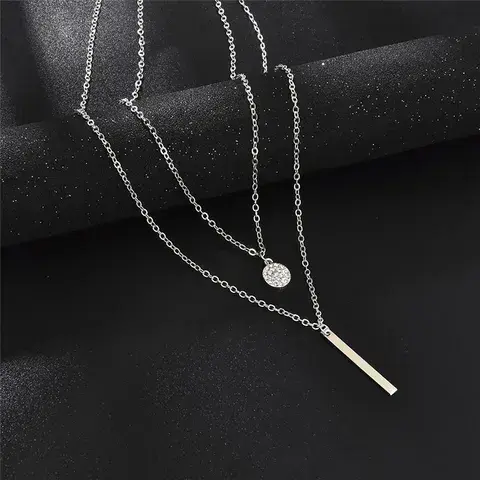 Simple Style Classic Style Solid Color Alloy Inlay Rhinestones Women's Layered Necklaces