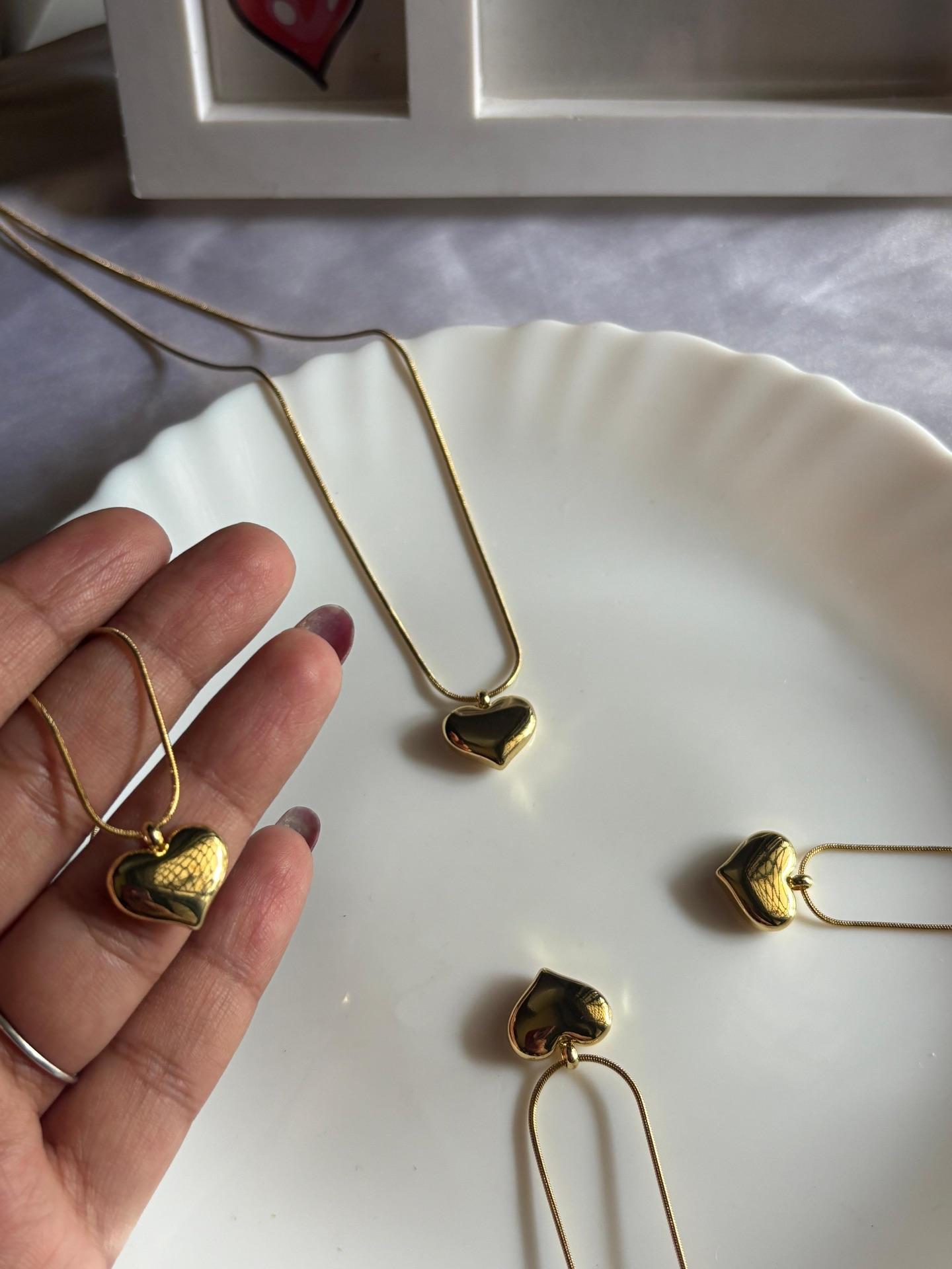 Heart pendant 