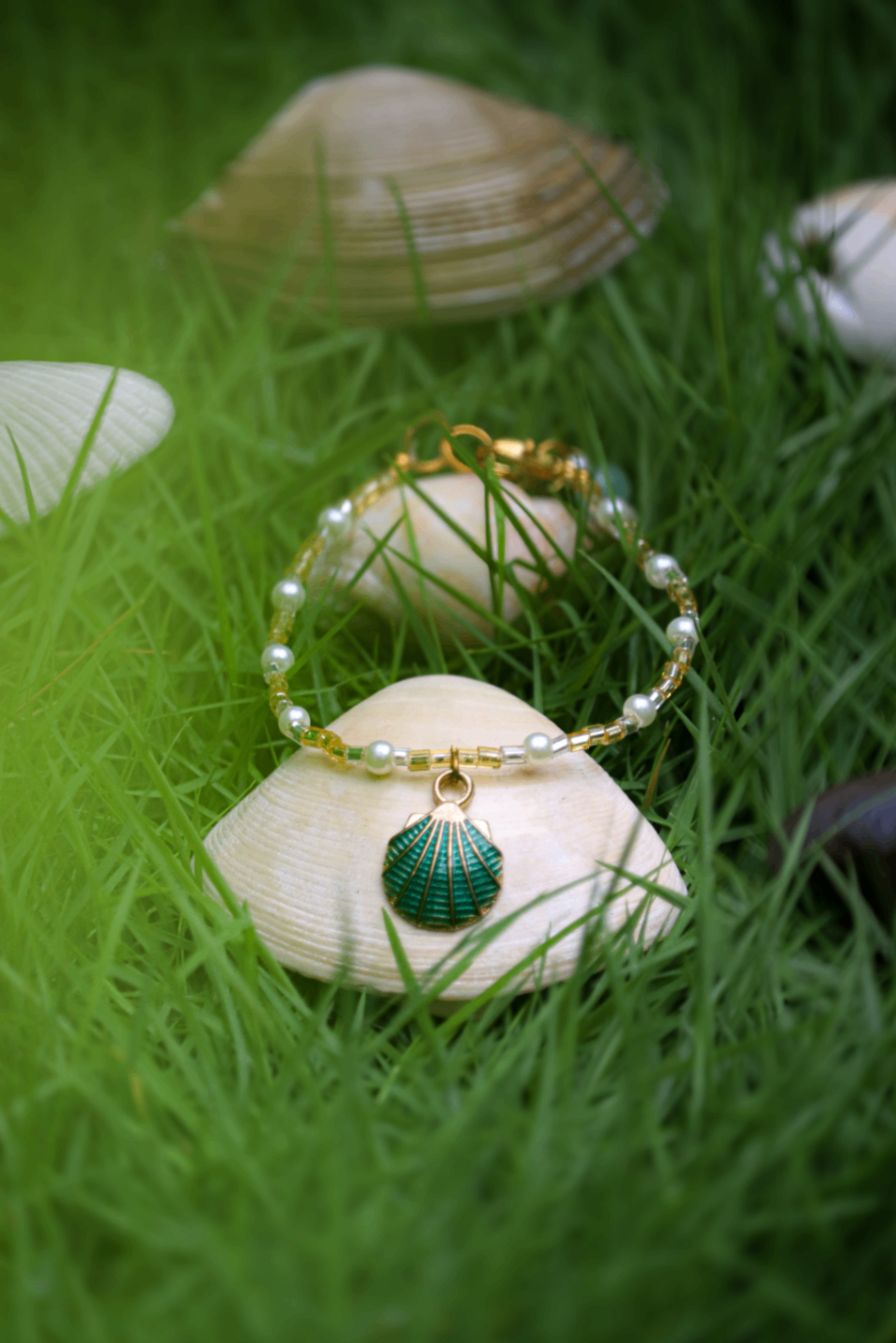 Green sea charm bracelet