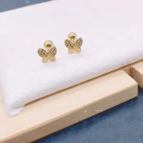 Stainless Steel Cross Heart Shape Snowflake PVD Coated Zircon 18K Gold Plated Sweet Waterproof Non Tarnish Plating Cartilage Earrings