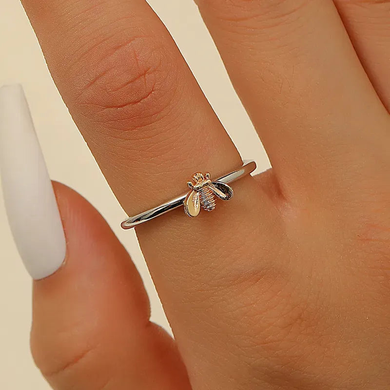 Ribbon Bow Ear Clip