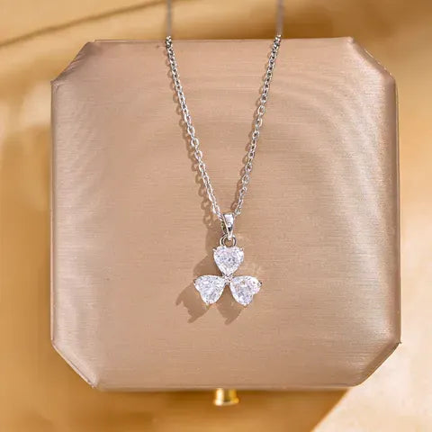 Pearl Floral Charm Pendant Necklace