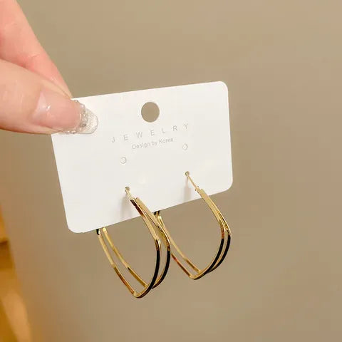 Minimal Tassel Drop Earrings