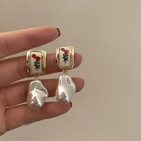 Vintage Pearl Flower Stud Earrings