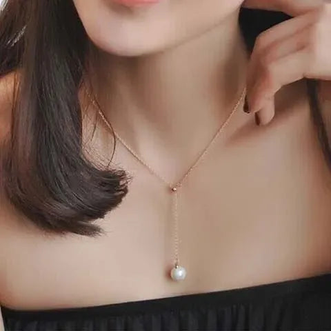Geometric Pearl Pendant Necklace